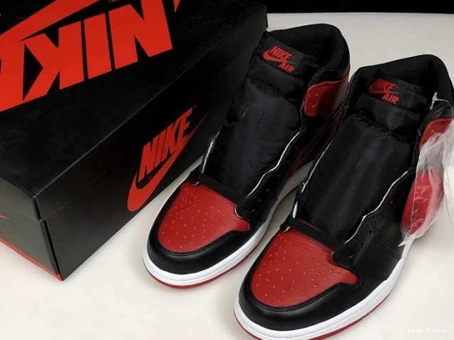 Kicked Out Shoe Store Jordan OG High Banned 555088-001 1 Air Retro 0710